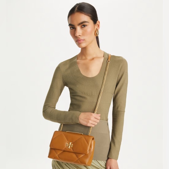 💰SOLD - 154706 - Tory Burch Small Kira Diamond Quilt Convertible Shoulder Bag - Picture 15 of 16